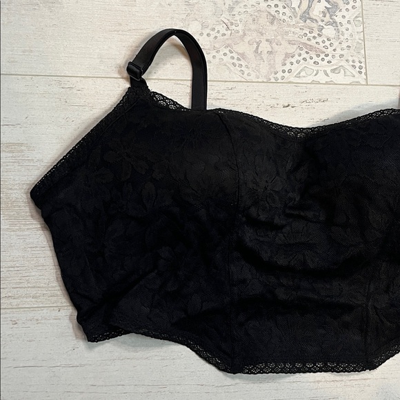 Pink Victorias Secret Black Lace Wireless Lightly Lined Bra Top XL - Picture 4 of 11